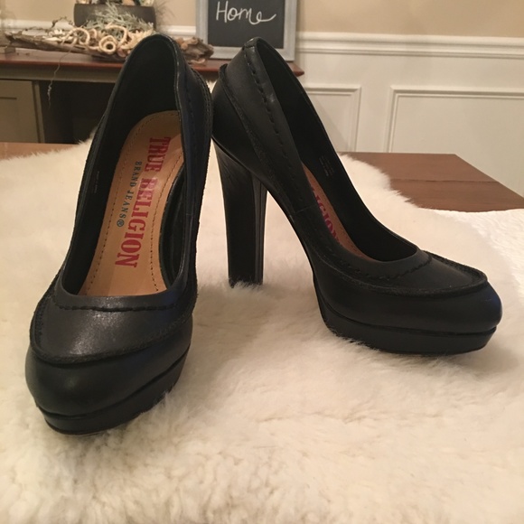 NWOT True Religion Blk Leather Platform Pump Sz6M - Picture 2 of 8